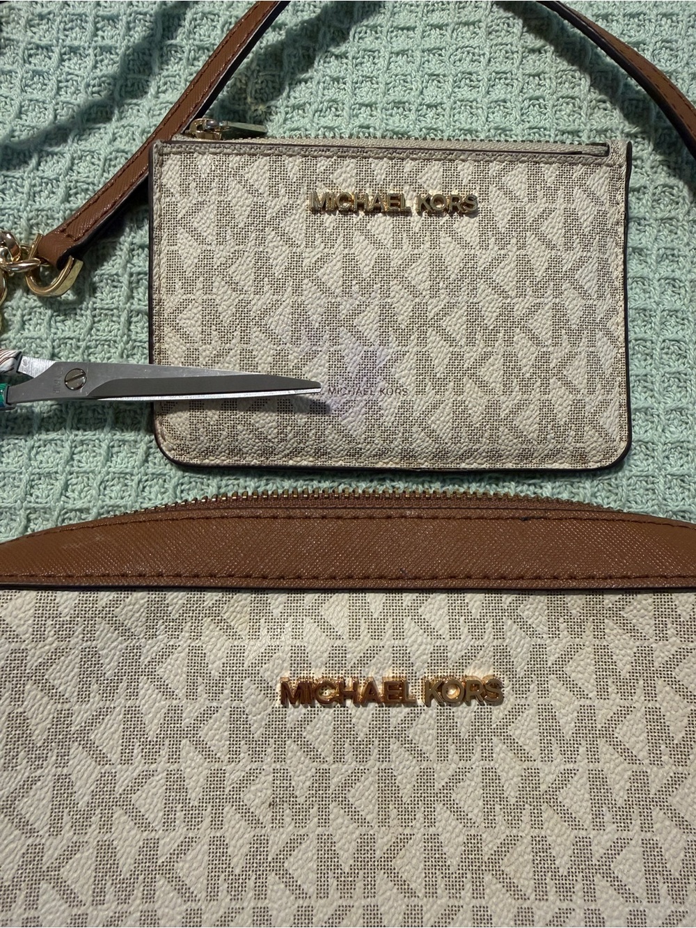 Michael Kors Jet Set Large Logo Print Woven Crossbody Bag Purse w/ wallet - Picture 10 of 11